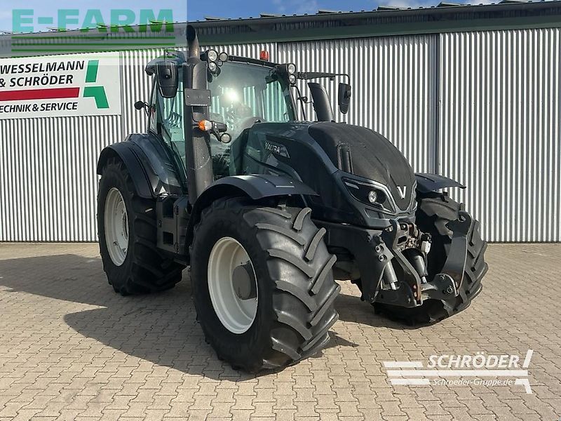 Valtra T234A Traktor 65.885 €
