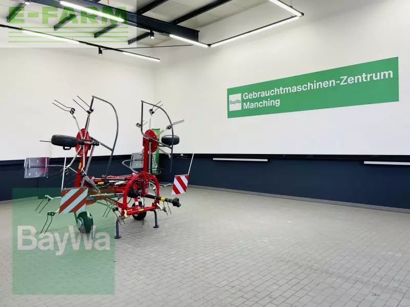 Massey Ferguson TD524 DN Karuzelowy przetrząsacz do siana 6218 €