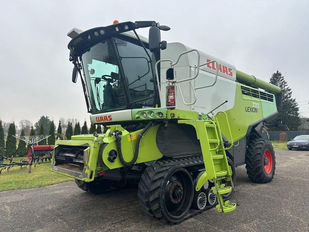 Claas Lexion 770 Terra Trac Combine harvester €149,000