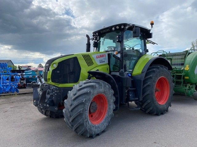 E-FARM: Claas Axion 830 - Traktor - id 6EMF9VH - 95.000 € - Baujahr: 2015 - Abgelesene Motorstunden: 3.639,Frankreich