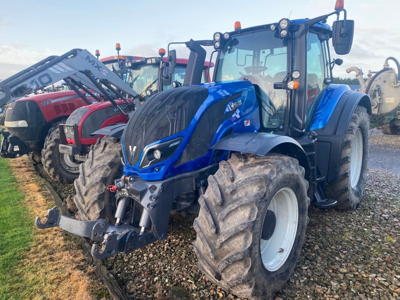 Valtra t174 active Tractor €78,000