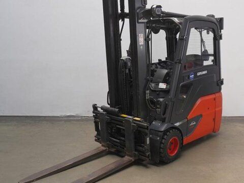 E-FARM: Linde e 18 evo 386-02 - Chariot élévateur - id CX6T4LN - 19 900 € - Année: 2020 - Lecture du nombre d'heure: 1 385,Allemagne