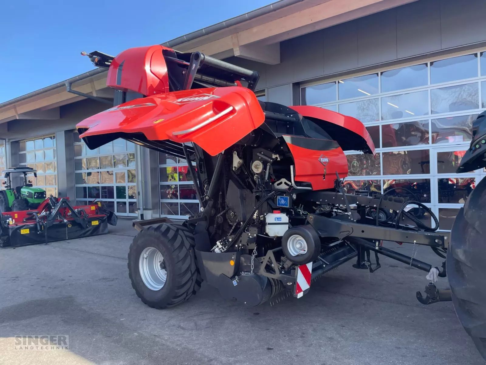 Kuhn VB 7160 Ballenpresse 31.008 €