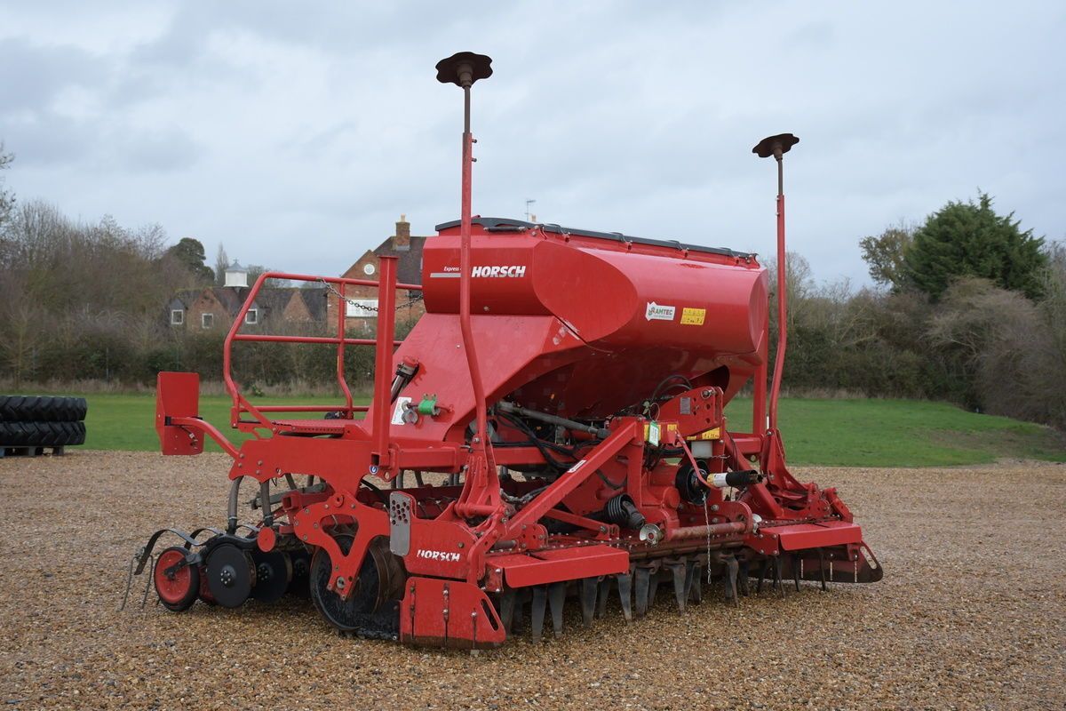 HORSCH express 4kr combination drill 4m Seminatrice su sodo 32.241 €