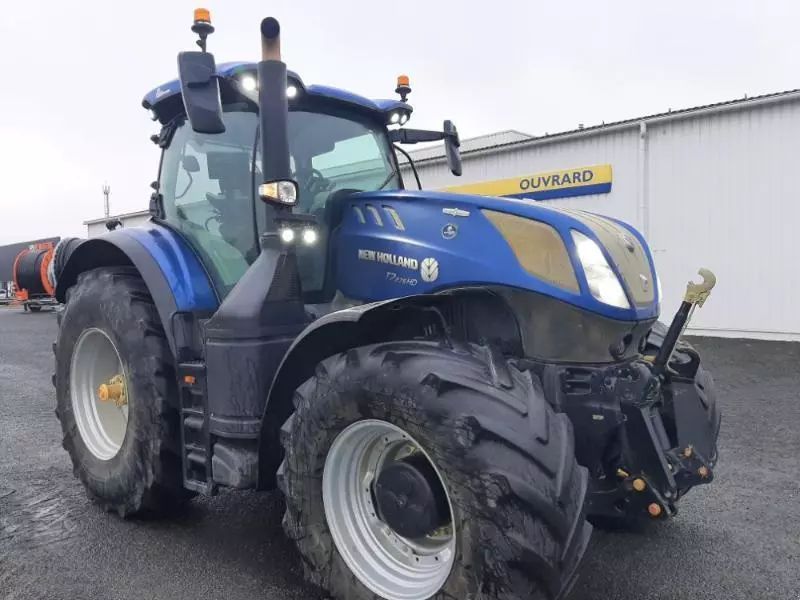 New Holland T7.275 Tractor €130,000