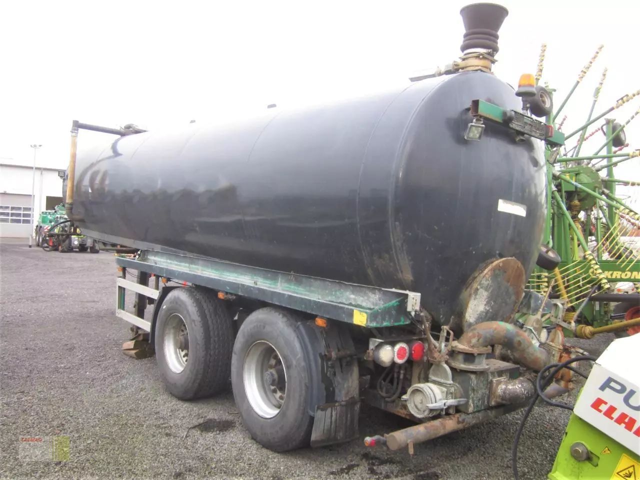 E-FARM: Other bardenhorst 25000, 25 cbm, tanksattelauflieger, zubringer, gülletransporter, transportfass - Gülletankwagen - id TGR2EGM - 25.126 € - Baujahr: 2013 - Deutschland