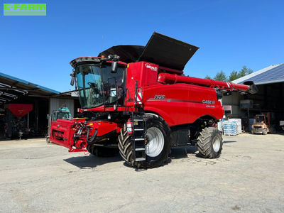 E-FARM: Case IH Axial Flow 8250 - Mähdrescher - id CJR8ZPP - 322.900 € - Baujahr: 2023 - Abgelesene Motorstunden: 550,Frankreich