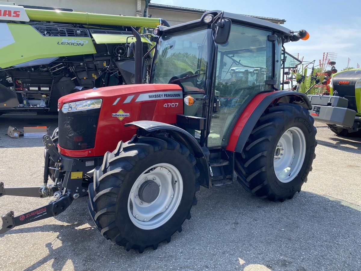 Massey Ferguson 4707 tractor 47 168 €