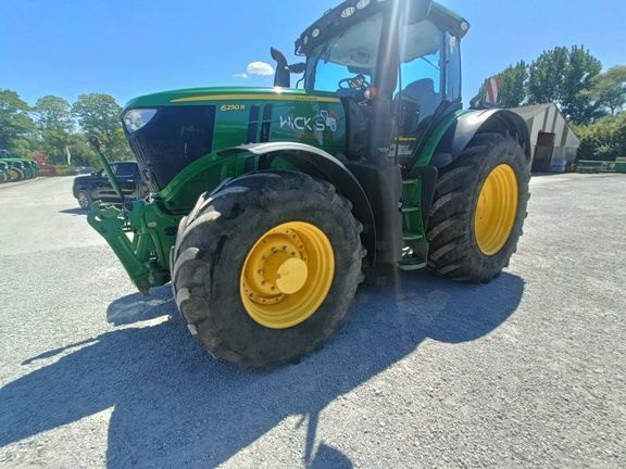 John Deere 6230 R Traktor 88 046 €