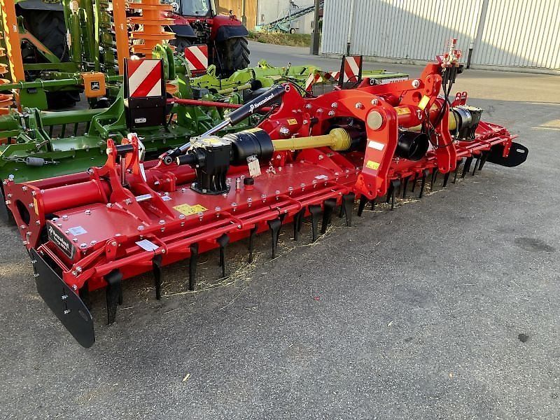 E-FARM: Kverneland rotago 4050 f - Herse rotative - id KHRBPQZ - 36 550 € - Année: 2025 - Allemagne