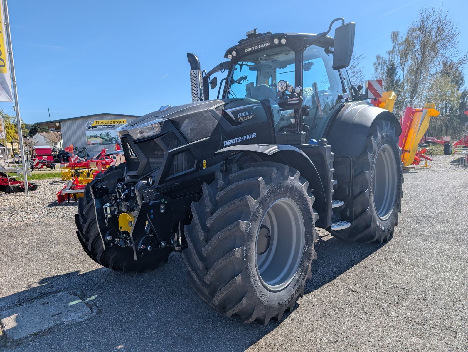 Deutz-Fahr AgroTron 6180 TTV Tractor