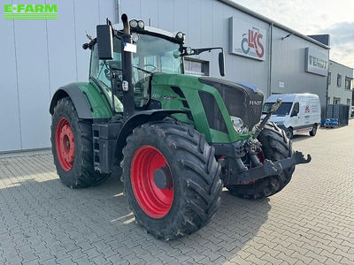 E-FARM: Fendt 828 Vario - Tractor - id PKERTWJ - €69,000 - Year of construction: 2013 - Engine hours: 7,400,Engine power (HP): 279,Germany