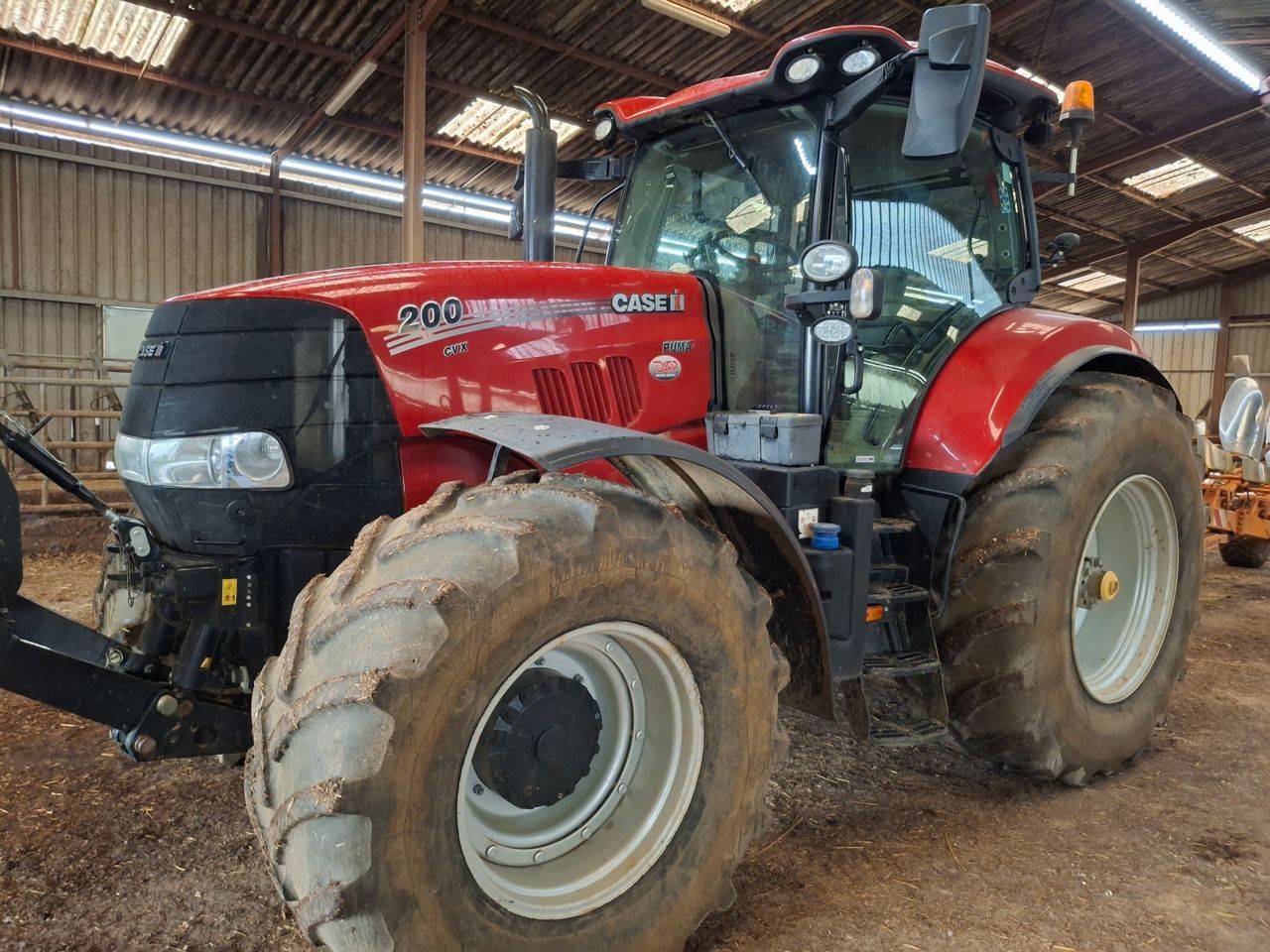 Case IH Puma 200 CVX Traktor 87.000 €