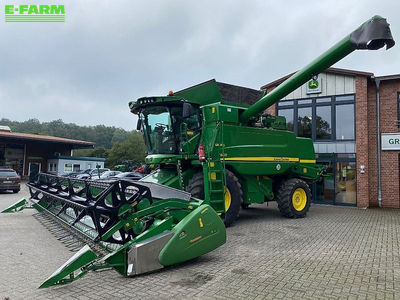 E-FARM: John Deere T 660 - Combine harvester - id 2L2J5FH - €132,500 - Year of construction: 2013 - Engine hours: 2,010,Engine power (HP): 371,Germany