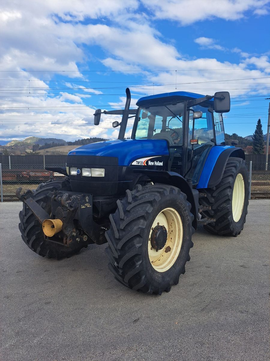 New Holland TM 120 Traktor 49 000 €
