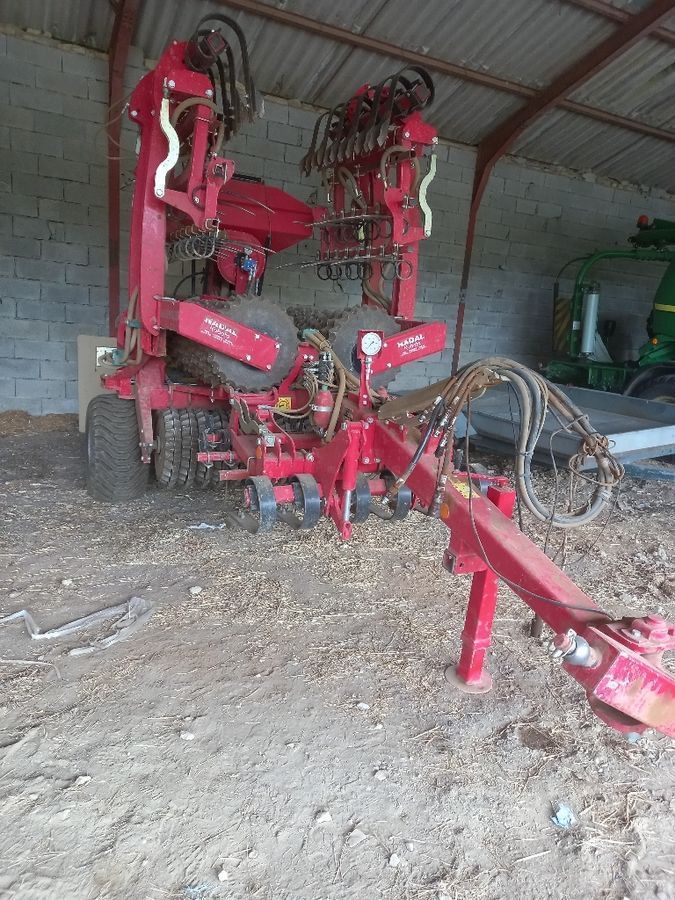 E-FARM: HE-VA gras roller - Walze - id 69YXDJN - Baujahr: 2021 - Frankreich