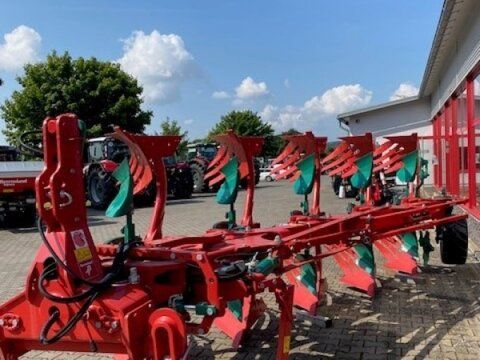 Kverneland 3300 s Plough
