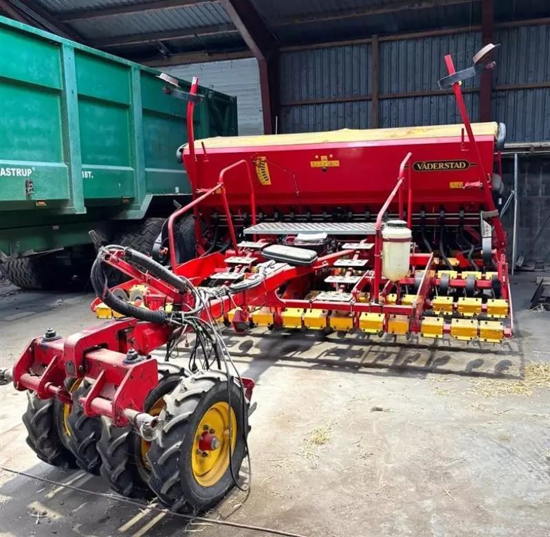 VÄDERSTAD Rapid 400 C Direct Drill €37,468
