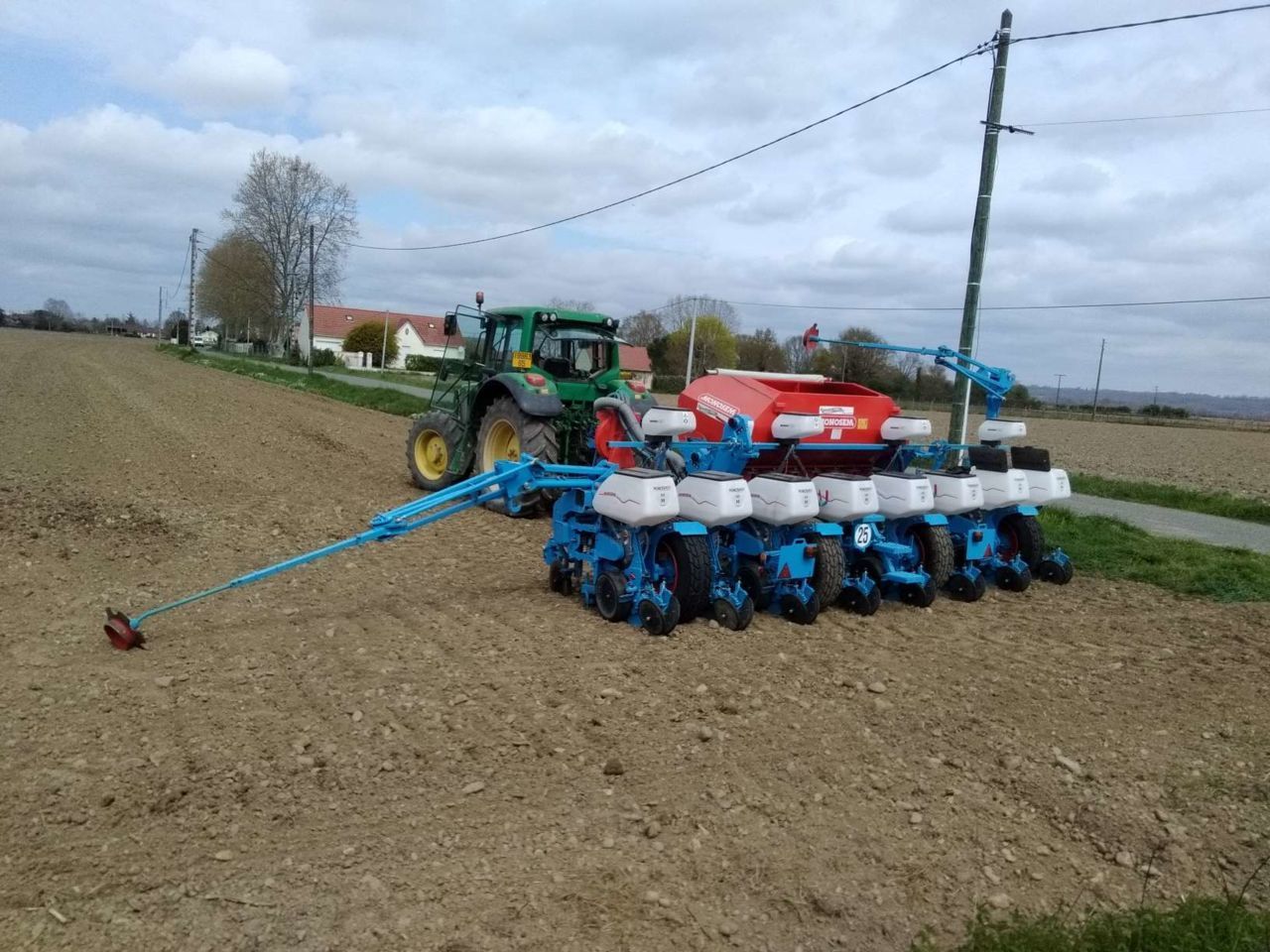 Monosem 8 rangs nxm8 wingfold Seminatrice di precisione 38.000 €