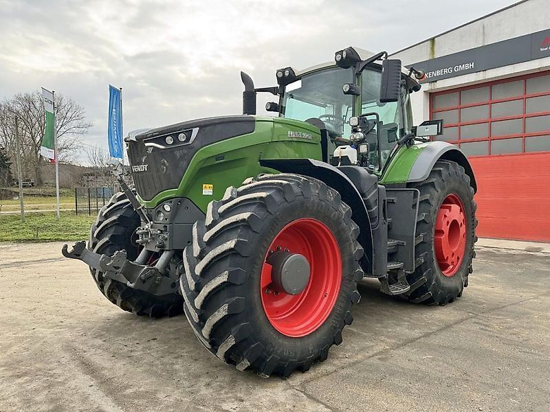 Fendt 1042 Vario Profi Plus Трактор 195 900 €