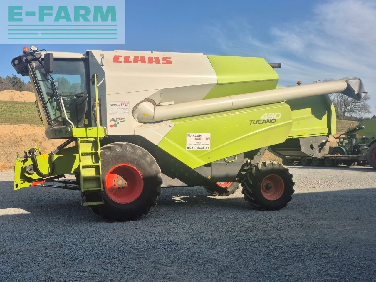 Claas Tucano 430 Combine harvester €90,000