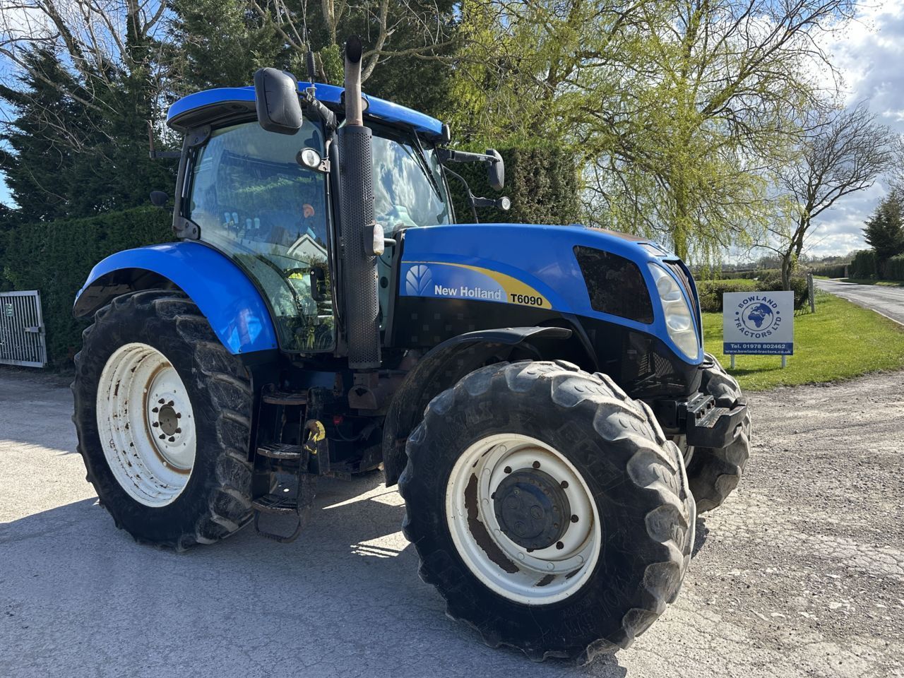 New Holland T 6090 Traktor 34 696 €