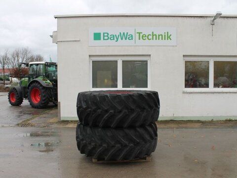 TRELLEBORG 650/65 r38 Wheel and track €5,000