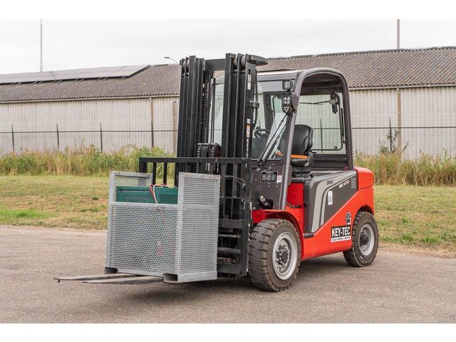 Manitou ME 450 Forklift €53,000