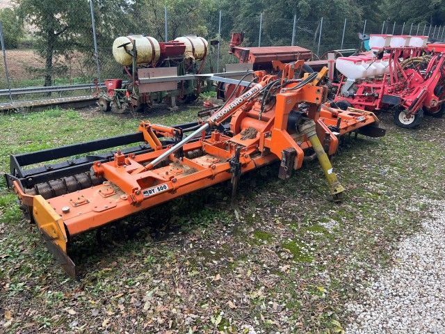 E-FARM: Pegoraro ry 500 - Kreiselegge - id P7SQJUA - 7.000 € - Baujahr: 2010 - Italien