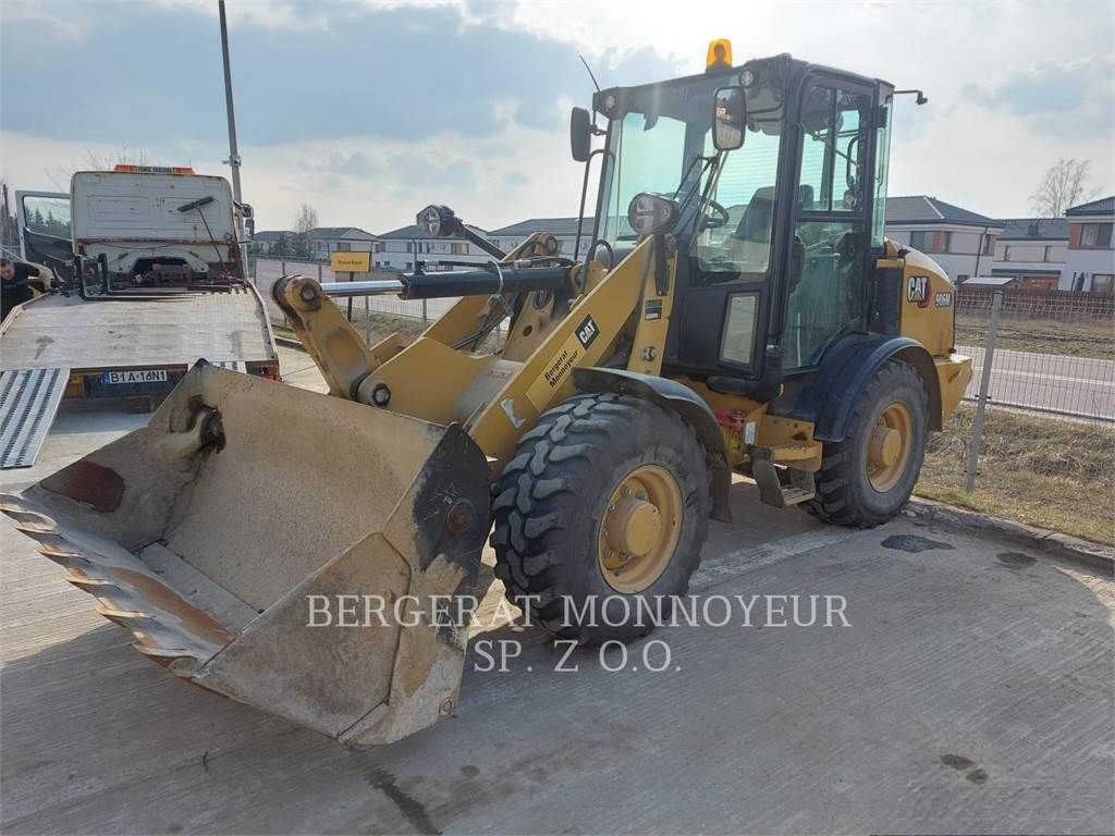 E-FARM: Caterpillar 906m - Radlader - id JISVCJM - 52.416 € - Baujahr: 2020 - Abgelesene Motorstunden: 1.670,Polen