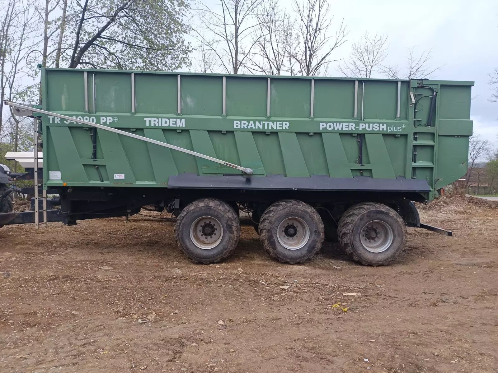 BRANTNER power push 34090+ Takarmányszállító 75 000 EUR