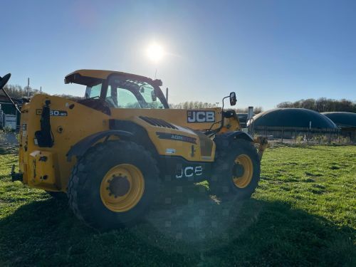 E-FARM: JCB 56080agxps6t5 - Chargeur télescopique  - id 7PRDR5G - 69 500 € - Année: 2021 - Lecture du nombre d'heure: 4 667,France