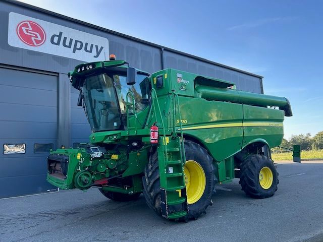 John Deere S 770 Combine harvester €239,000
