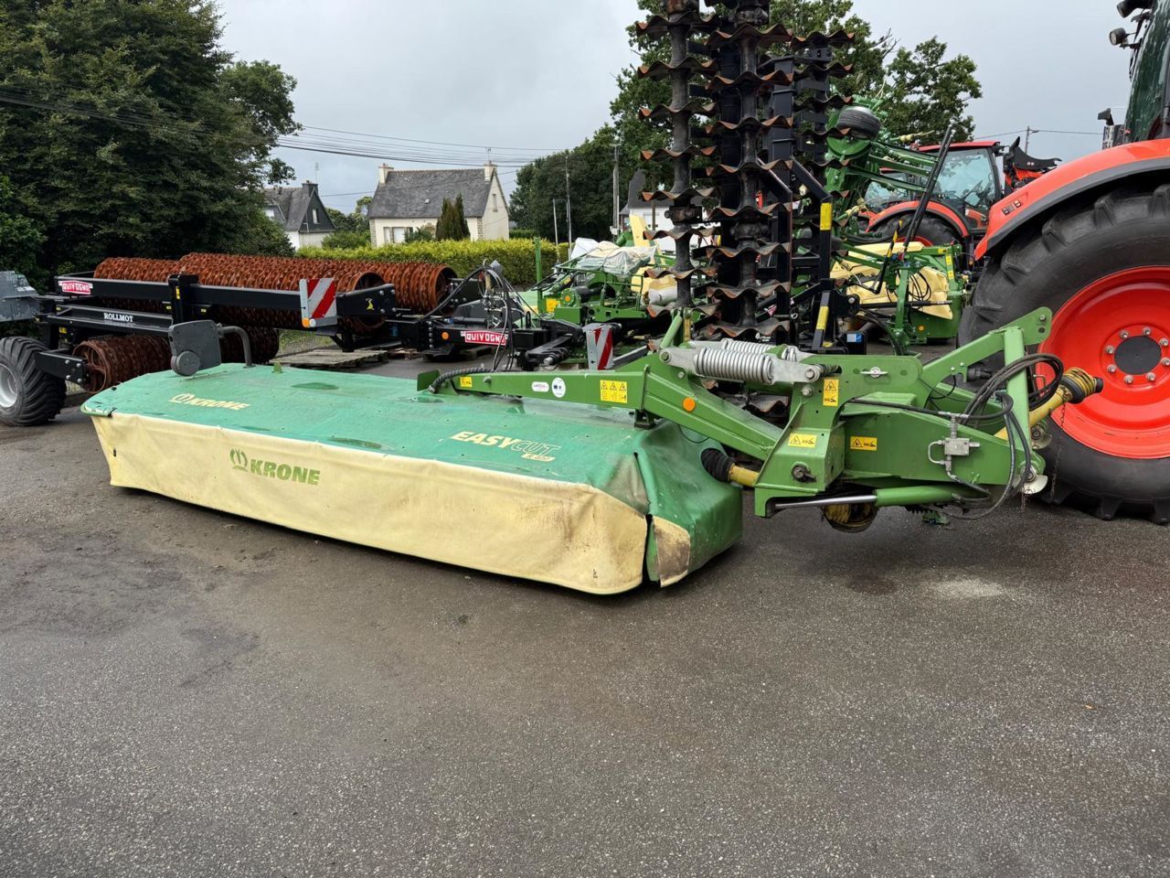 E-FARM: Krone ecr 400 - Dispozitiv de cosit - id TCZIR2P - 10.000 EUR - Anul: 2019 - Franța