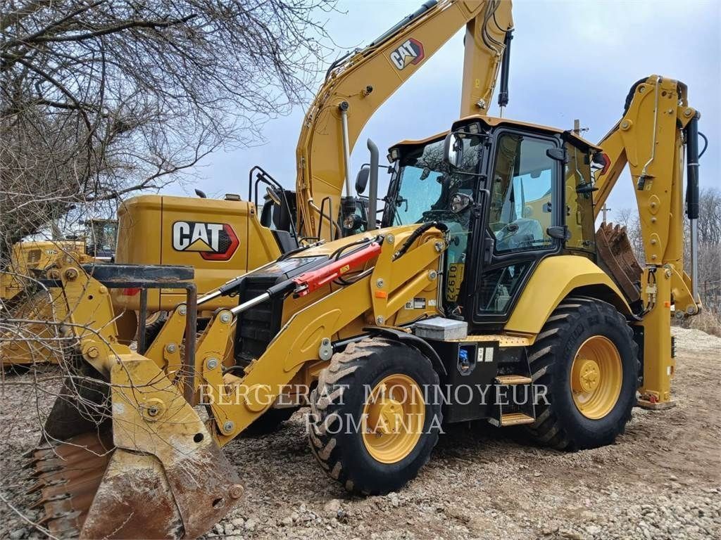 E-FARM: Caterpillar 428-07 - Koparko-ładowarka - id 7FHDPCK - 76 320 € - Rok produkcji: 2021 - Rumunia