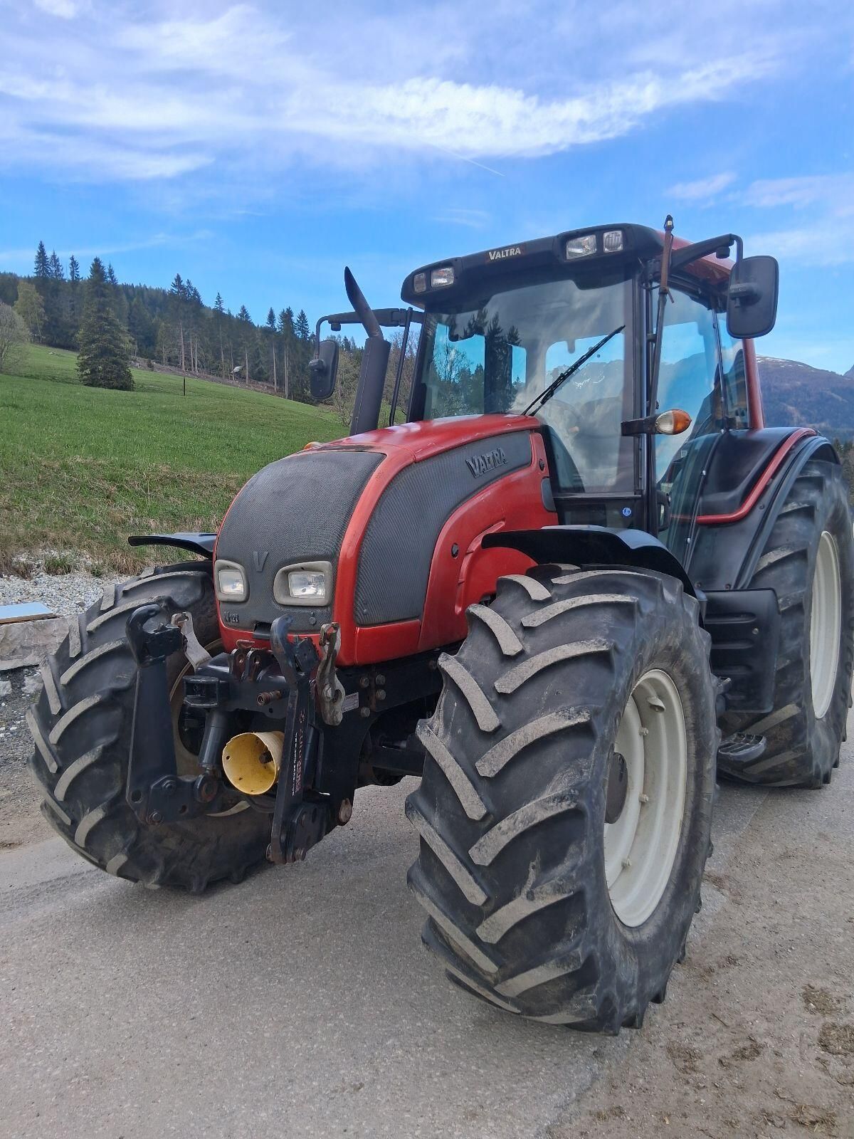 Valtra Traktor 53 900 €