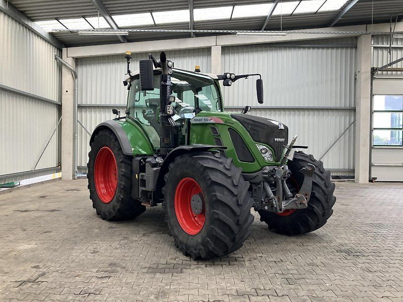 Fendt 720 Vario Profi Plus Tractor 100.000 EUR