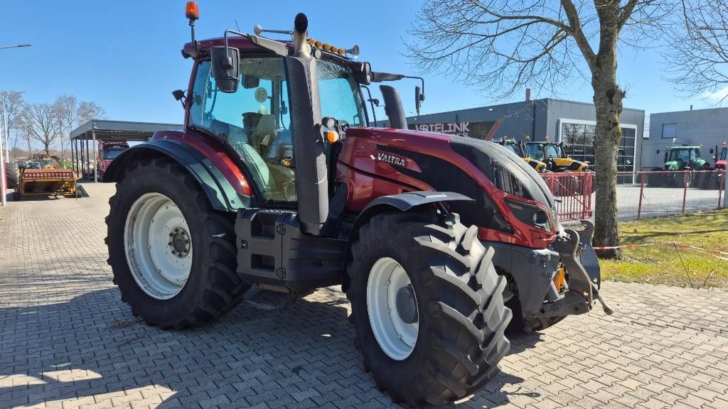Valtra T 174 Tractor 53.500 €