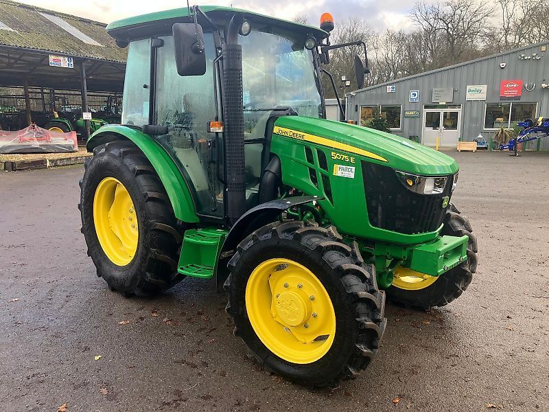 John Deere 5075E Трактор 37 513 €