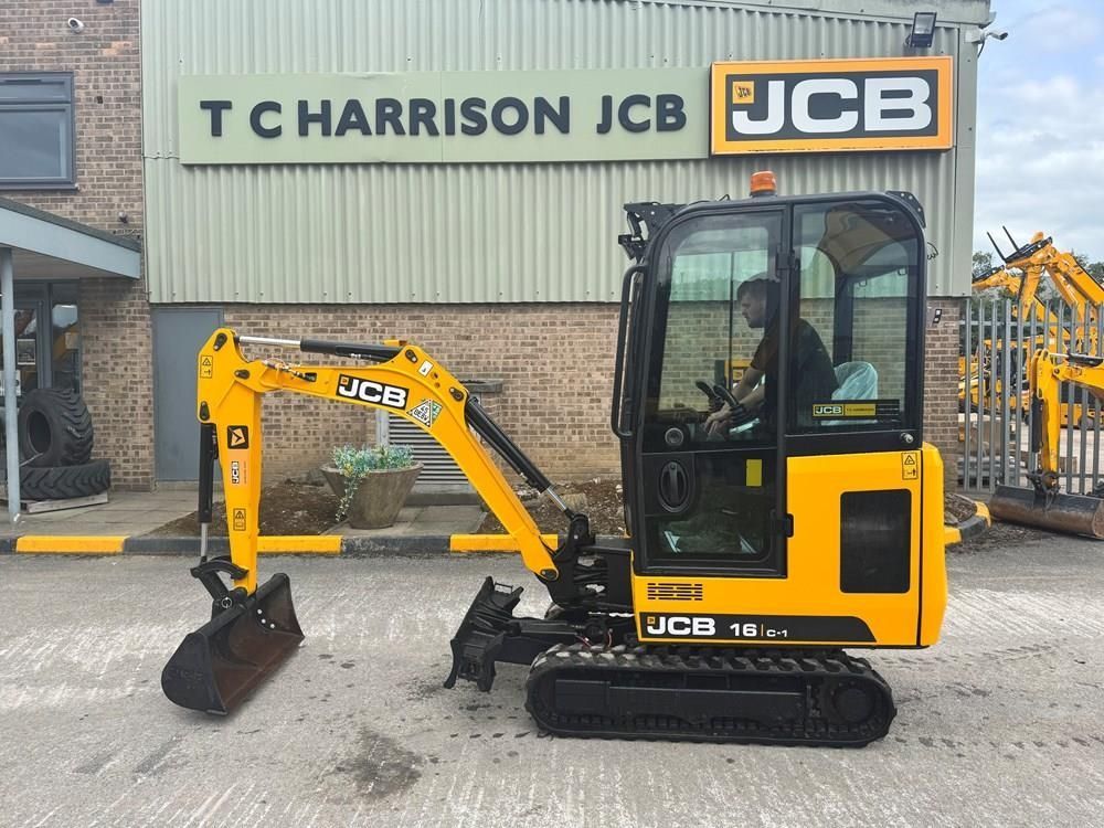 JCB 16c-1 Mini excavator €16,759