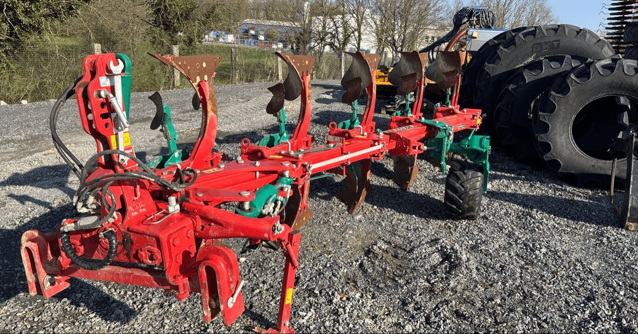 E-FARM: Kverneland es 100 - Плуг - id MATWT1Q - 29 500 € - Год выпуска: 2023 - Франция