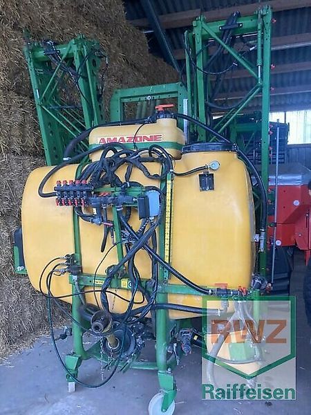 E-FARM: Amazone uf 1200 - Opryskiwacz - id XSTMXJG - 10 500 € - Rok produkcji: 1999 - Niemcy