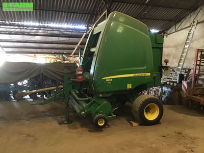 E-FARM: John Deere 864 - Baler - id E1FQDLL - €14,900 - Year of construction: 2016 - Total number of bales produced: 17,000,France