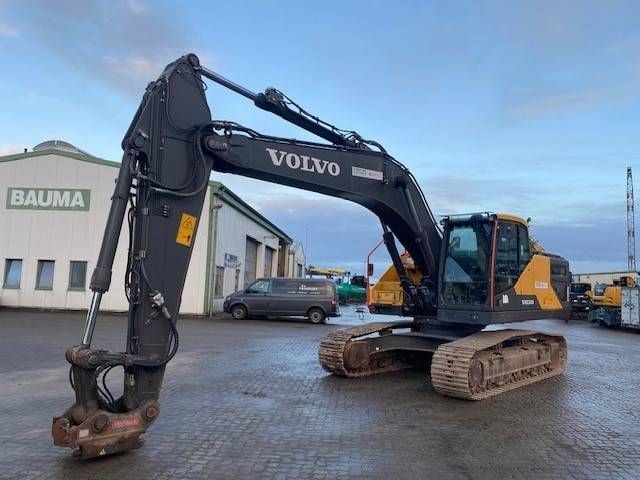 VOLVO ec 250 e nl miete / rental (12001054) Raupenbagger 107.000 €