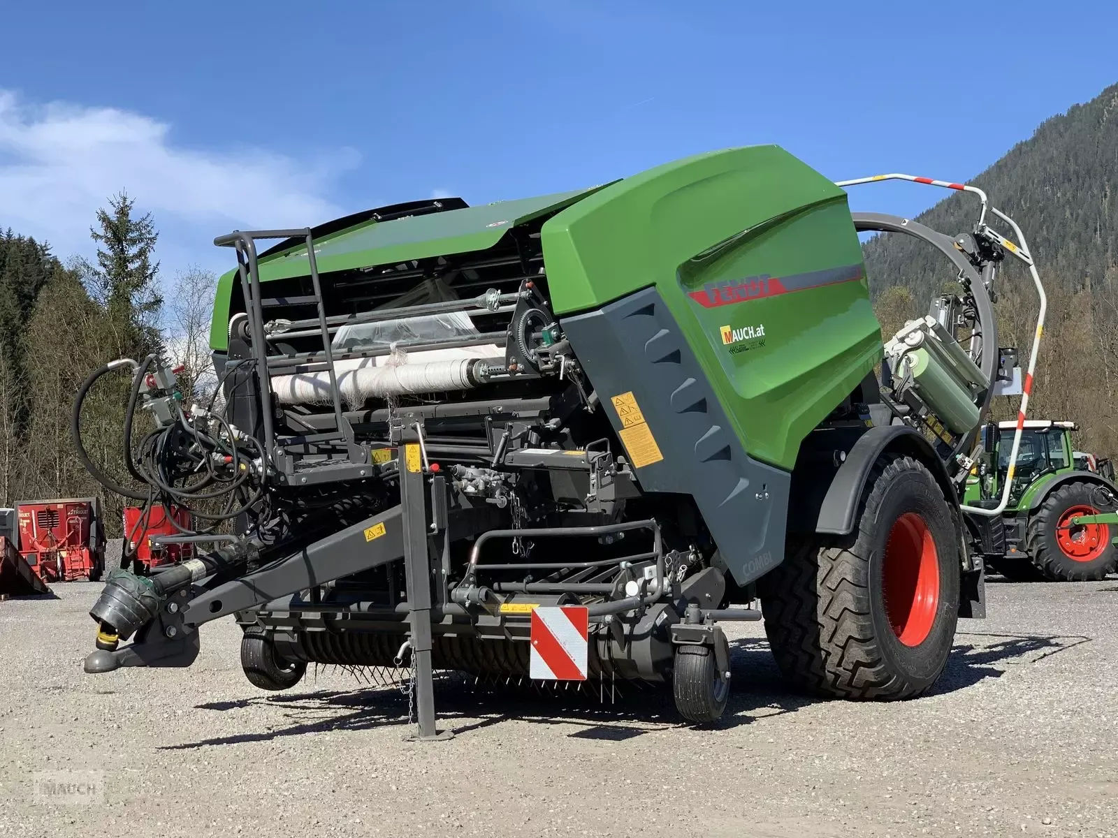 E-FARM: Fendt Rotana 130 F Combi - Empacadora - id B8XI4NI - 82.743 € - Año: 2022 - Austria