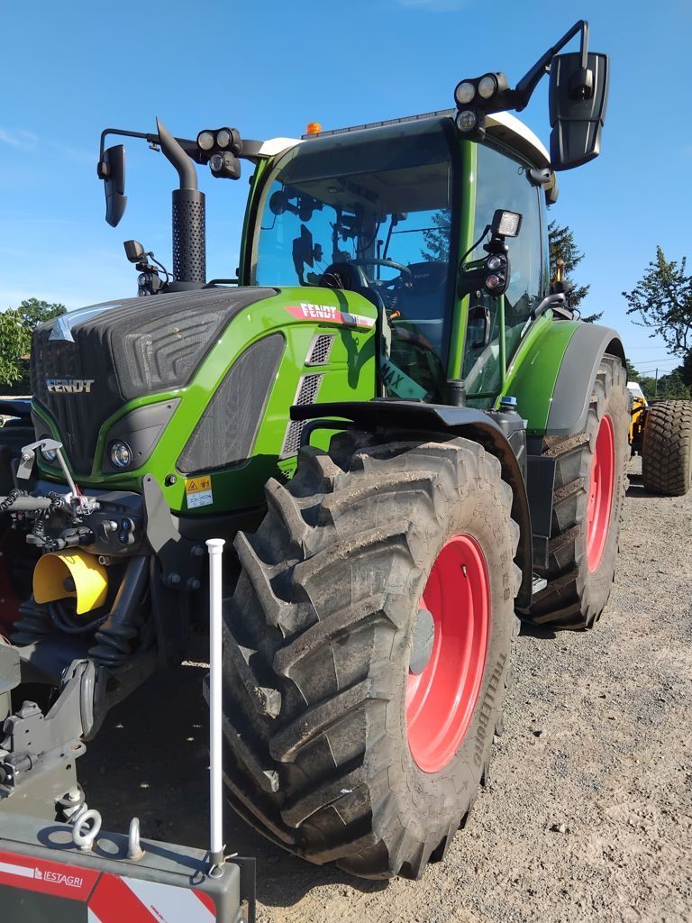 Fendt 516 Vario Power Tractor €142,000