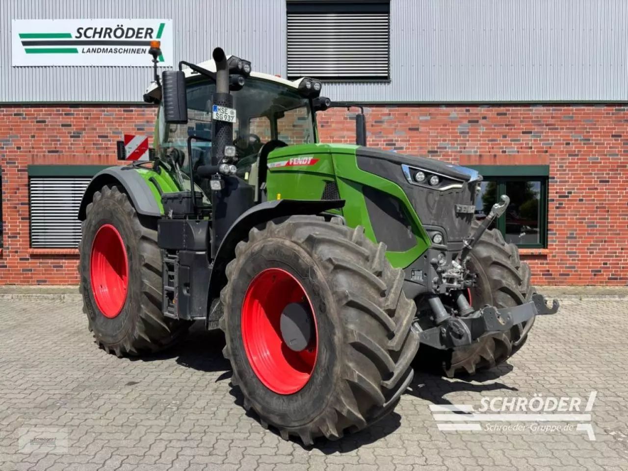 E-FARM: Fendt 936 Vario ProfiPlus - Tractor - id KUJGHMS - 264.885 € - Año: 2023 - Horas: 1358,Potencia del motor: 360,Alemania