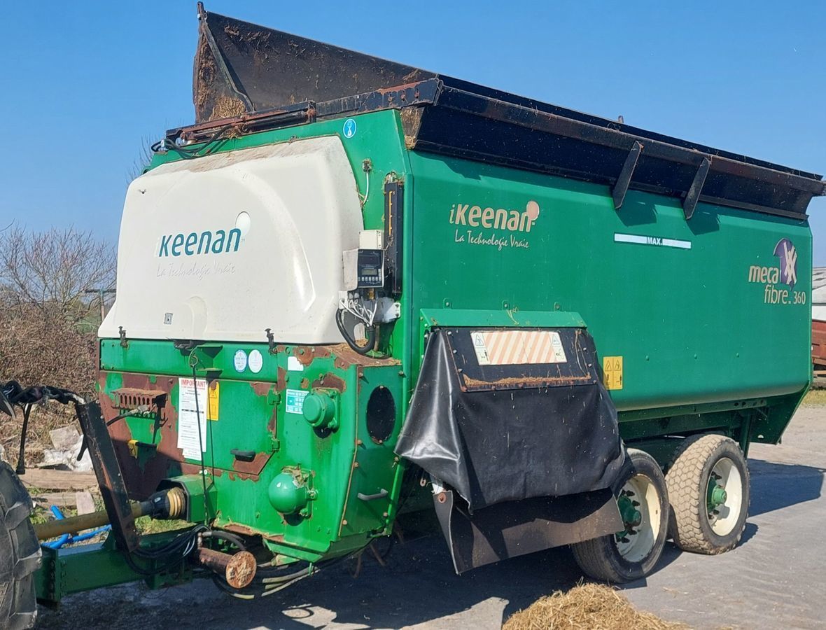 E-FARM: KEENAN mecafibre 360 - Mixer feeder - id UKFUMWQ - €9,900 - Year of construction: 2012 - France