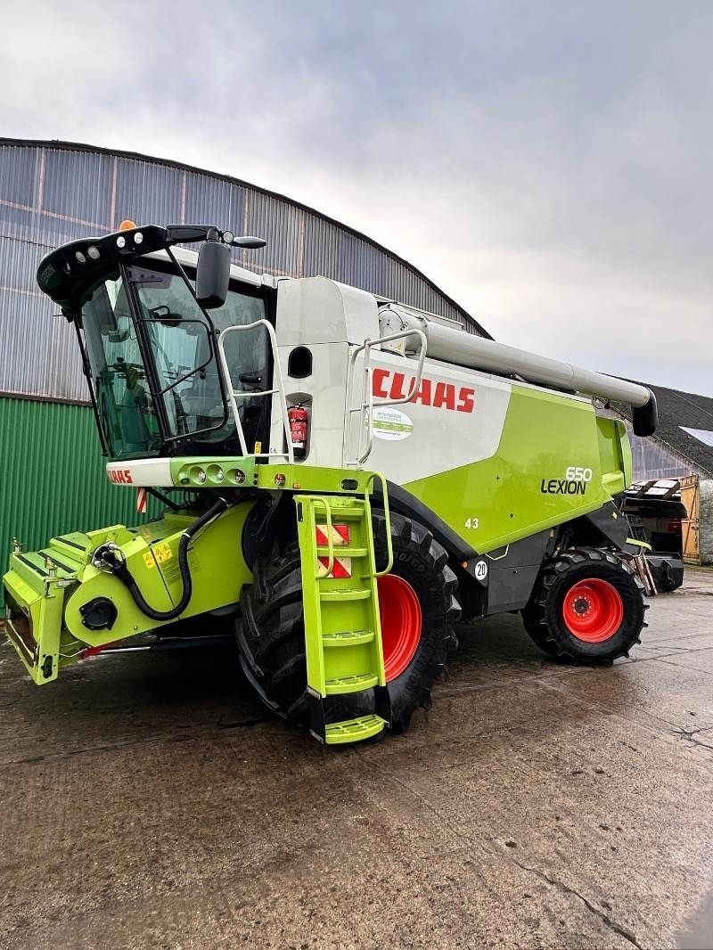 E-FARM: Claas Lexion 650 - Комбайн - id WG6VSCG - 122 800 € - Год выпуска: 2012 - Отработанные часы: 1 986,Мощьность двигателя: 315,Германия