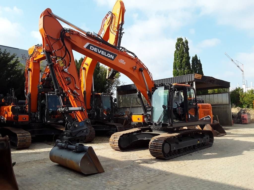 Doosan dx225lc-7 Ερπυστριοφόρος εκσκαφέας 125.400 €